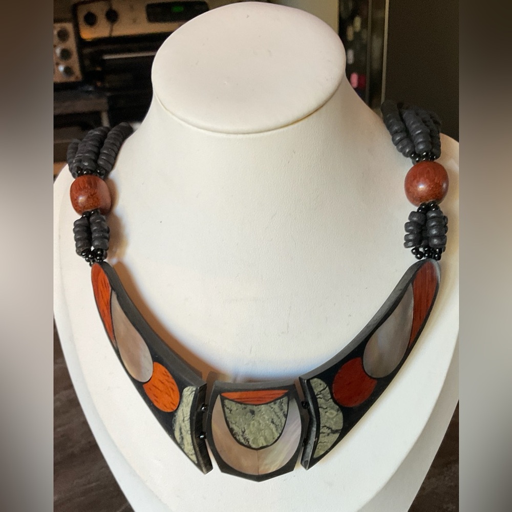 Lee Sands 1980 Vintage Necklace